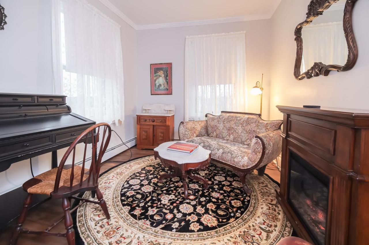 Bedford 4*